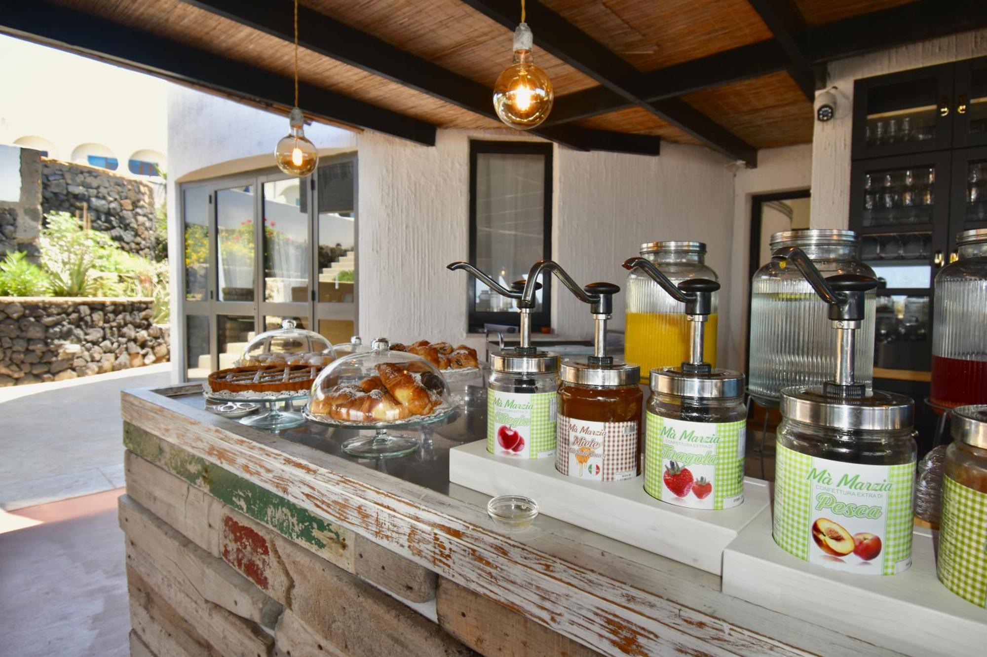Cossyra Hotel Madonna Delle Grazie Εξωτερικό φωτογραφία