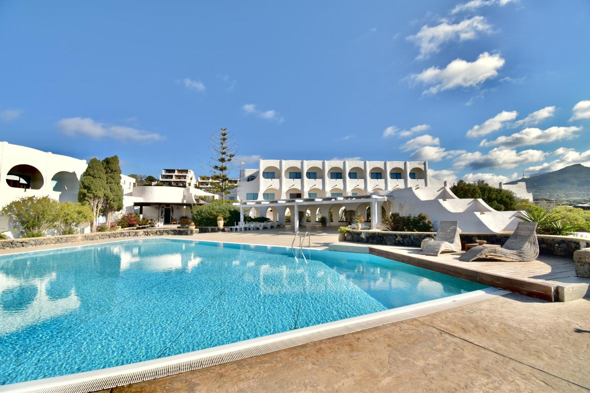 Cossyra Hotel Madonna Delle Grazie Εξωτερικό φωτογραφία