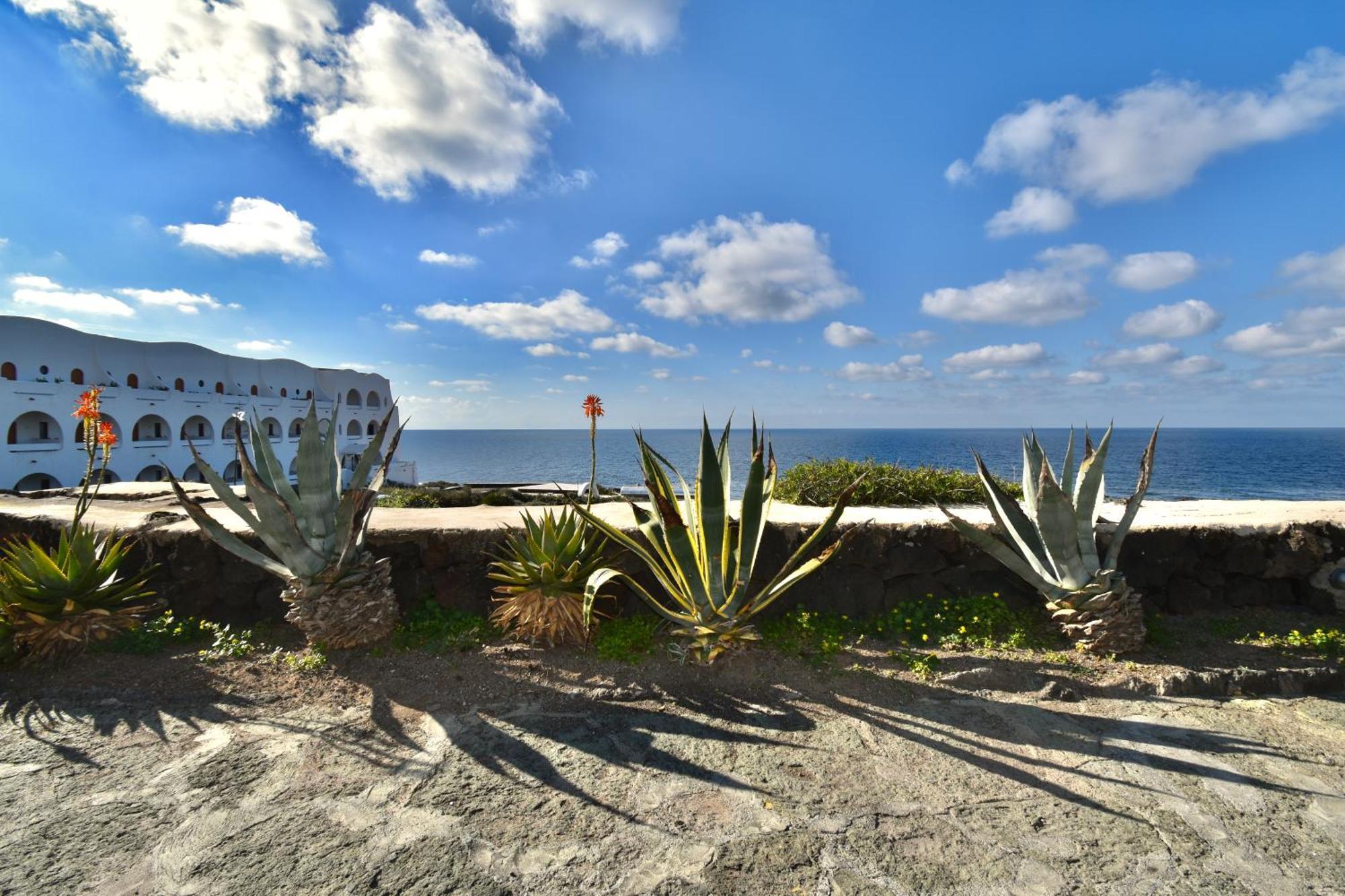 Cossyra Hotel Madonna Delle Grazie Εξωτερικό φωτογραφία